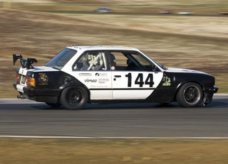 Illustration for article titled The Top 152 Lemons Of The 24 Hours Of LeMons Arse Freeze-A-Palooza 2009!